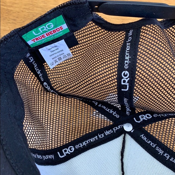 Never worn - Picture 2 of 3